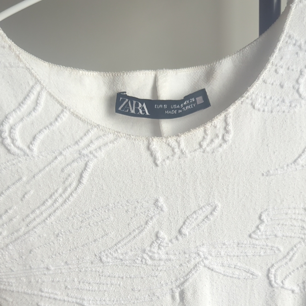 Zara Elegant White Maxi Dress - Picture 2 of 4